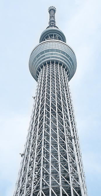 東京スカイツリーで採用されている油圧ダンパーと同じメーカーのオイルを採用